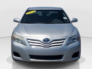 EN SOLDE! Véhicule commercial d'occasion Toyota Camry LE 2011 en vente aux enchères par un courtier - Product Image 2