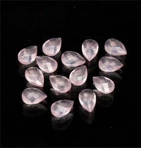 พลอยโรสควอตซ์สีชมพูธรรมชาติทรงหยดน้ำเจียระไนแบบเหลี่ยมเพชรพลอย  ผ่านการรับรองจากผู้ผลิตอื่น  แบบเคลือบแว็กซ์/น้ำมัน  ขายส่ง - Product Image 1