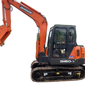 Excavatrice sur chenilles d'occasion Doosan 60, Daewoo 6 tonnes Dx60c, équipement de chargement et de terrassement avec moteur importé - Product Image 1