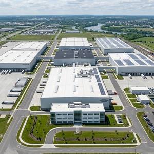 Hangar à structure en acier à très longue portée pour ailes d'éoliennes et équipements d'énergie renouvelable - Product Image 4
