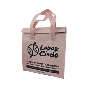 Bolsa Térmica Reutilizable de 25x24x13cm con Cierre de Cordón, Logotipo/Diseño Personalizado para Catering y Entrega de Alimentos - Product Image 1