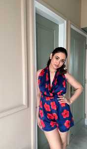 Dernière mini robe personnalisée à volants mini combishort en satin imprimé floral Robes décontractées pour femmes Soirée Vêtements de plage Prix d'usine - Product Image 6