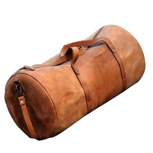 Vente en gros Sac de sport en cuir véritable noir unisexe personnalisé avec fermeture à glissière spacieuse de style occidental - Product Image 3