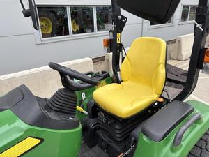 Tractor Compacto John Deere 3039 R de 2017 - Product Image 2