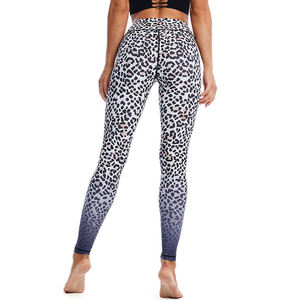 Leggings de yoga confortables à taille moyenne pour femmes, poids léger, motif solide anti-rides, prix raisonnable - Product Image 3