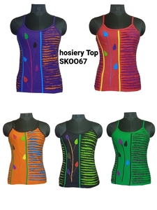 เสื้อแขนกุดพิมพ์ลายสไตล์โบฮีเมียนของผู้หญิงเสื้อสั้นยาวแบบถักผ้าเรยอนหนึ่งขนาดพร้อมริบบิ้นและของตกแต่งกลวง - Product Image 2