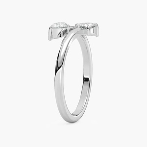 Anillo de Oro Puro de 14k con Dos Diamantes Cultivados en Laboratorio, Corte Pera y Trillón, Color E-f, Claridad 0.3 Ctw, Peso del Metal 2.5gr - Product Image 5