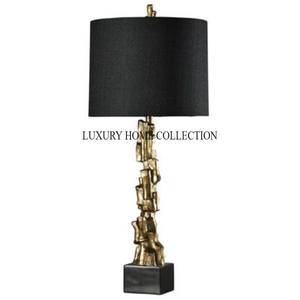 Élégant lampadaire en verre teinté Tiffany avec abat-jour artisanal coloré pour une touche de décoration intérieure intemporelle et classique - Product Image 1