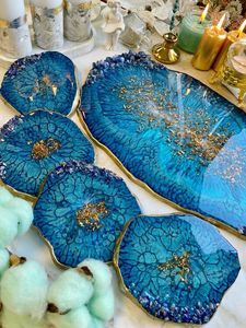 Plateau de service de luxe en résine époxy avec poignée latérale en acrylique transparent artisanat royal plateau de bijoux de cuisine en résine - Product Image 6