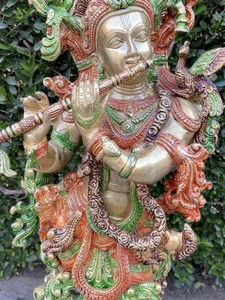 Idole exquise en laiton faite à la main Lord Krishna avec flûte pour la décoration de la maison Temple Mandir et l'amélioration de l'énergie positive - Product Image 5