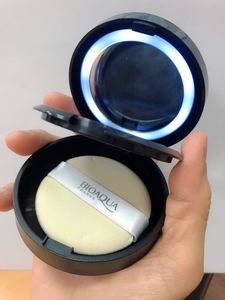 OEM เคสรองพื้นแบบกลมพร้อมแป้งอัดแข็งเพื่อความขาวกระจ่างใสควบคุมความมัน - Product Image 2