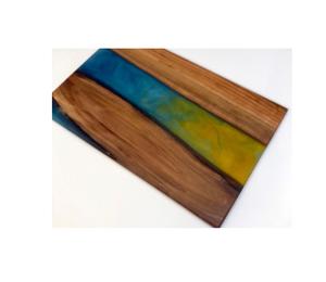 Planche à découper en bois de résine multicolores ronde de 1,5 cm d'épaisseur, facile à nettoyer, pour les chefs à domicile, les passionnés de cuisine, les configurations de cuisine élégantes - Product Image 1
