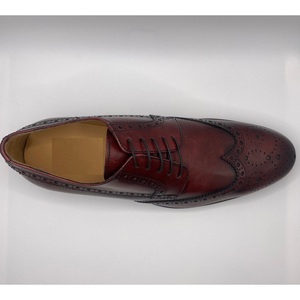Chaussures Oxford en cuir pour homme, fabriquées à la main en Italie, de luxe - Product Image 4