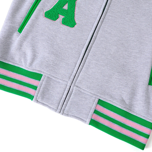 Alfa |   Kapa |   Chaqueta Universitaria Personalizada Estilo Hermandad Alpha, Color Gris, con Letras de Chenilla, Cierre Completo, Chaqueta Universitaria al por Mayor - Product Image 6
