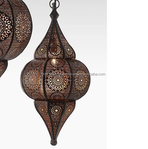 Vela decorativa marroquí para interior, linternas de hierro y oro, precio asequible, venta al por mayor - Product Image 1