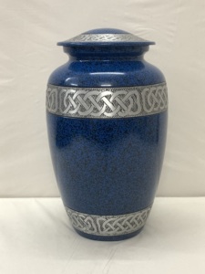 Urnes de crémation pour adultes en aluminium de qualité supérieure de couleur perle de L MAX B EXPORTS Prix de gros et distibuteur - Product Image 6