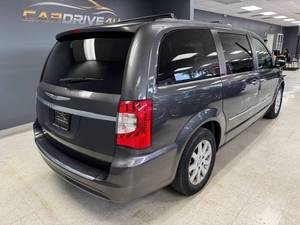 รถ Chrysler Town and Country Touring 4 ประตู มินิแวน มือสอง ไม่เคยเกิดอุบัตภัย ขาย - Product Image 6