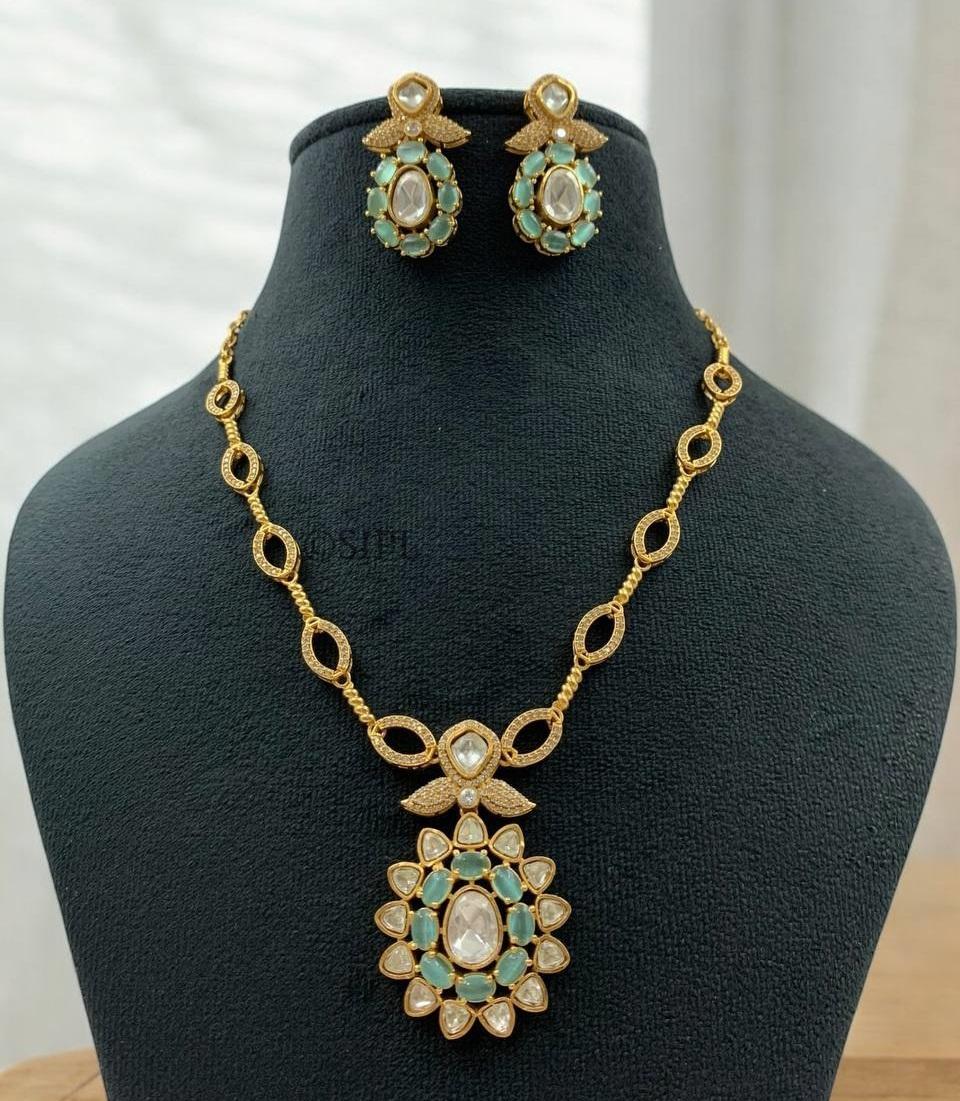 ทะเลสีเขียว