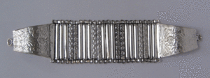 Fashionable Metal Bracelet Elegant <b>Bangles</b> for <b>Men</b> and Women - Product Image 1