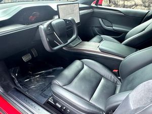 2022สีแดงประกาย Tesla รุ่น S AWD ใช้กับล้ออัลลอยด์หนังนำทางระยะไกลแพคเกจกระจกไฟฟ้า - Product Image 5