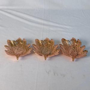 Ensemble générique de 3 bols à fruits secs Design classique avec finition en cuivre Bol à feuilles en aluminium fait à la main pour l'occasion de mariage - Product Image 4