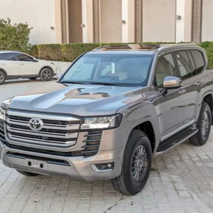 Toyota Land Cruiser con Volante a la Izquierda Disponible para la Venta - Product Image 1