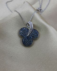 Collier pendentif chaîne à maillons en argent sterling avec diamants blancs et bleus naturels de 0,92 ct pour femme JEWELSPAARK, idéal pour mariage et fiançailles - Product Image 4