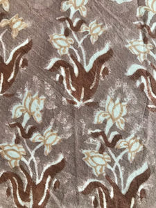 Tela de Algodón Estampada a Mano con Diseño Floral sobre Base Marrón |   Textil Étnico Vintage - Product Image 3