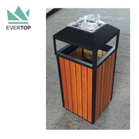 Poubelle/poubelle carrée plus grande DA-78A, poubelle en métal bon marché de jardin, poubelle extérieure en bois Fabricant chinois Poubelles en bois