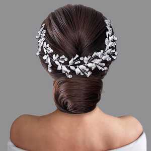 Bridella BHP813-S Bandeau de mariage en alliage d'argent, cristal, perle, fleur, bijoux élégants en perles, ajustement confortable pour les mariages, les bals - Product Image 1