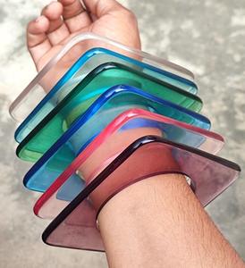 Bracelets élégants en résine brillante pour femmes, design moderne, couleurs personnalisées - Bijoux tendance pour tenues ethniques et occidentales, idéal comme cadeau d'affaires - Product Image 4