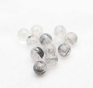 Perles rondes en quartz rutile naturel 6 mm brins de perles de quartz rutile noir perles en vrac pour la fabrication de bijoux bijoux à bricoler soi-même - Product Image 1