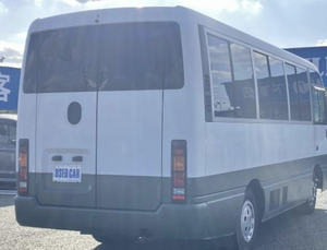 2000 BUS RÉSIDENTAUX CIVIQUES D'OCCASION K.K-BVW41 2WD - Bus Camping Sha - Product Image 3