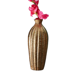 Vase en métal serein doré - Product Image 1