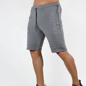 Pantalones cortos deportivos de poliéster 100% transpirables para hombre al por mayor, pantalones cortos de gimnasio ligeros y que absorben el sudor para correr y hacer ejercicio - Product Image 2