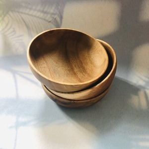 Mini bol en bois d'acacia, ustensile de table en matériau écologique, accessoires de cuisine fabriqués à la main du Vietnam - Product Image 2
