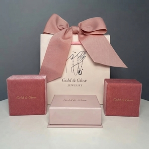 กล่องเครื่องประดับกำมะหยี่สีชมพูขายส่ง ถุงของขวัญกระดาษสีชมพู โบว์ริบบิ้นผ้ากรอสเกรนขนาดใหญ่ บรรจุภัณฑ์ต่างหูแบบขายส่ง - Product Image 3