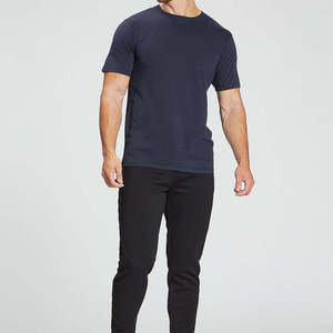 เสื้อยืดแฟชั่นผู้ชายผ้า100% นุ่มสบายผ้าถักน้ำหนักเบาทำจากผ้าฝ้ายผสมโพลีเอสเตอร์เนื้อนุ่ม100% - Product Image 2