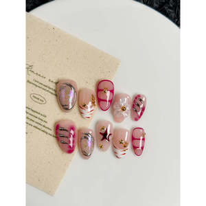 Cosmic Pop Press-On Nail Art Fun Autocollants pour ongles sur le thème cosmique pour une manucure sur le thème de l'espace - Product Image 1