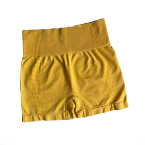 Ropa de Yoga transpirable personalizada de alta calidad 2025, ropa personalizada para gimnasio, deporte, Fitness, mujeres, precio más vendido, pantalones cortos de Fitness de calidad - Product Image 1