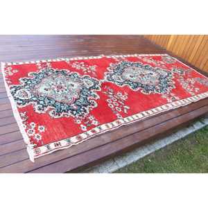 5x9.7 ft Vintage Rug, <b>Red</b> Floral Turkish Rug <b>Wool</b> - Product Image 2