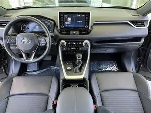 Toyota RAV 4 SE 2021 - Product Image 2