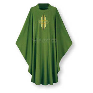 Vêtements d'église en vente en ligne Chasuble de prêtre d'église la plus exigeante - Product Image 2
