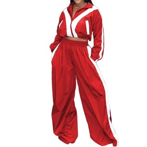 Couleur rouge avec vêtements de sport personnalisés survêtement en nylon, vente en gros sur mesure en nylon coupe-vent veste avec ensembles de pantalons - Product Image 1