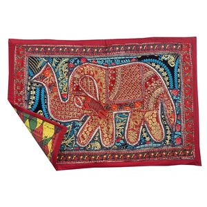 Broderie traditionnelle à la main, design de couleurs assorties, décoration de la maison, patchwork indien, vintage, tenture murale à vert permanent, stock fait à la main - Product Image 6