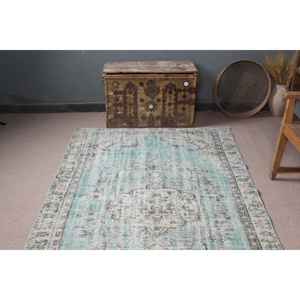 Alfombra Turca de 4.6x7.6 pies, Alfombra Vintage, Alfombra Floral Azul y Blanca - Product Image 4