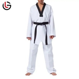 Uniforme de Taekwondo de combate ligero ultraligero/Uniformes de Taekwondo de la mejor calidad con logotipo personalizado al por mayor - Product Image 1