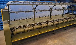 Machine textile motorisée à double tête manuelle Colleoni pour bobinage, 30 broches, 4 têtes, pour soie, 400V 1.5kW, fabriquée en Italie - Product Image 5