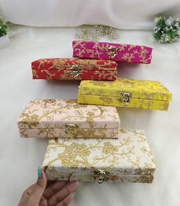 Cajas de Regalo Bordadas para Brazaletes, Cajas de Joyería para Festivales, Bodas, Recuerdos de Fiesta, Inauguración de Casa, Cumpleaños, Diwali, Despedida de Soltera - Product Image 2