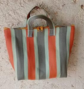 Mini bolsas de compras de PP tejidas de plástico de polipropileno reciclado sostenible y respetuosas con el medio ambiente, nailon a rayas, pedido a granel de la India - Product Image 4